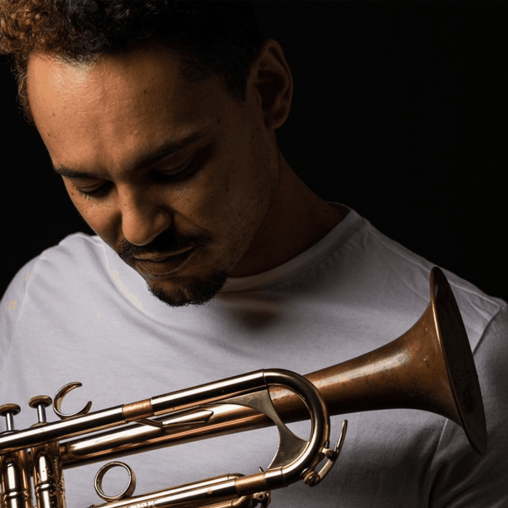 Ear To The Ground: Jay Phelps with Thin Blue Collective // 06-02-21