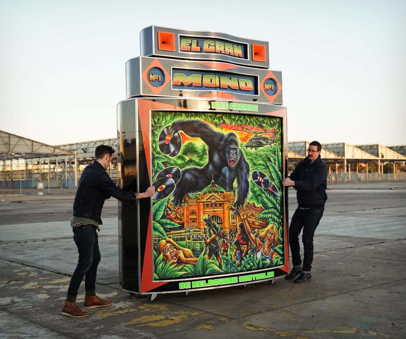 Picó: Edna Martinez with El Gran Mono