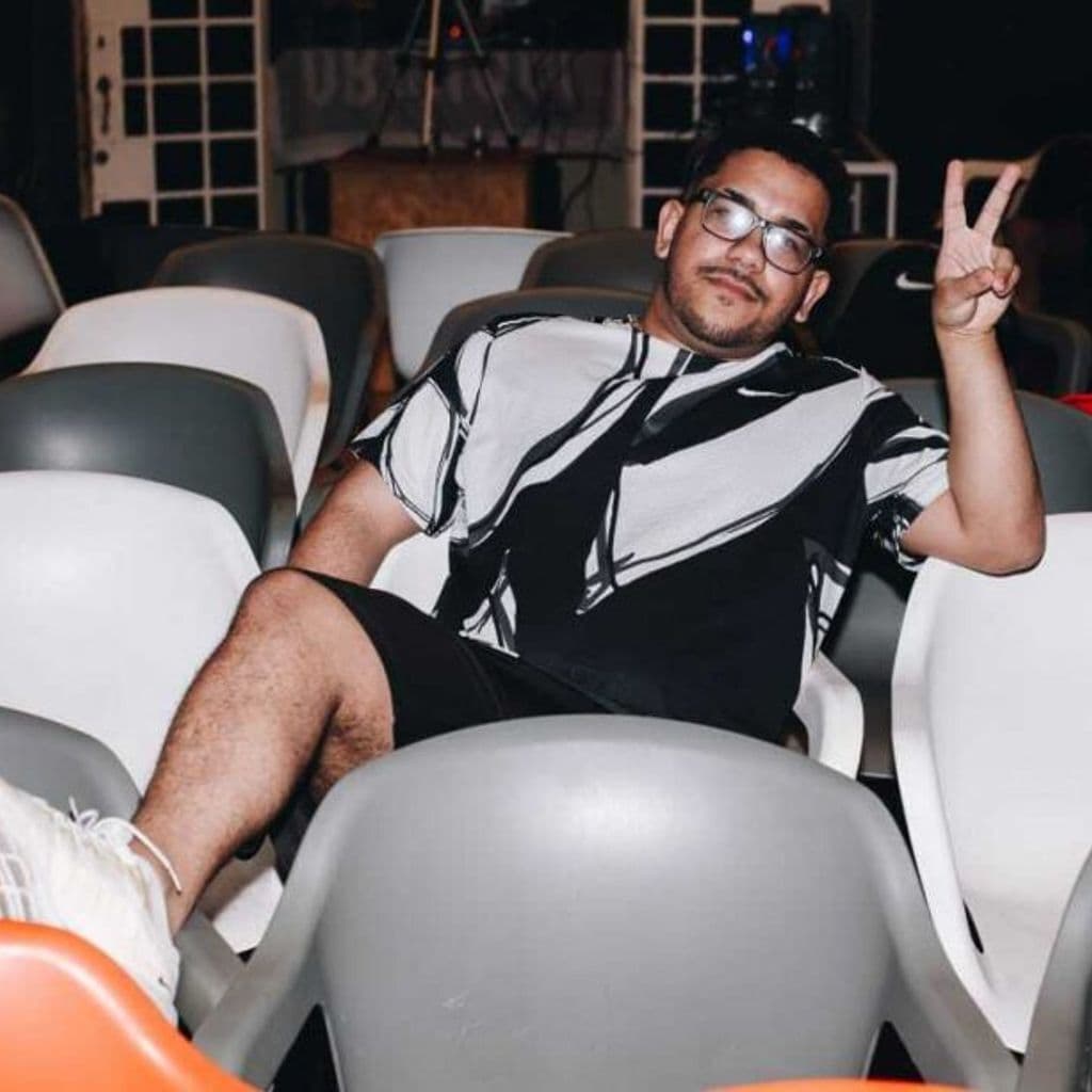 VHOOR Presents: Aquecimento // 07-02-21