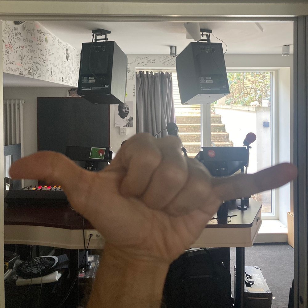 no problemo #21: pedro montenegro dancing with himself