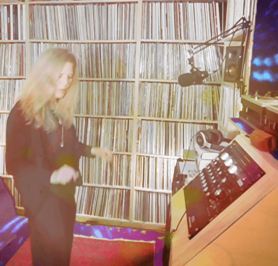 Cosmodelica: Colleen 'Cosmo' Murphy