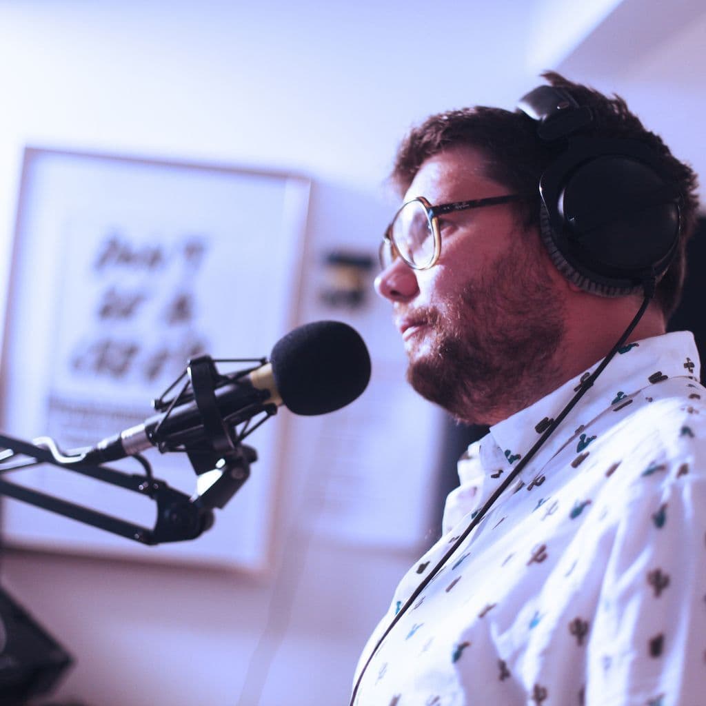 Pete On The Corner w/ Miche