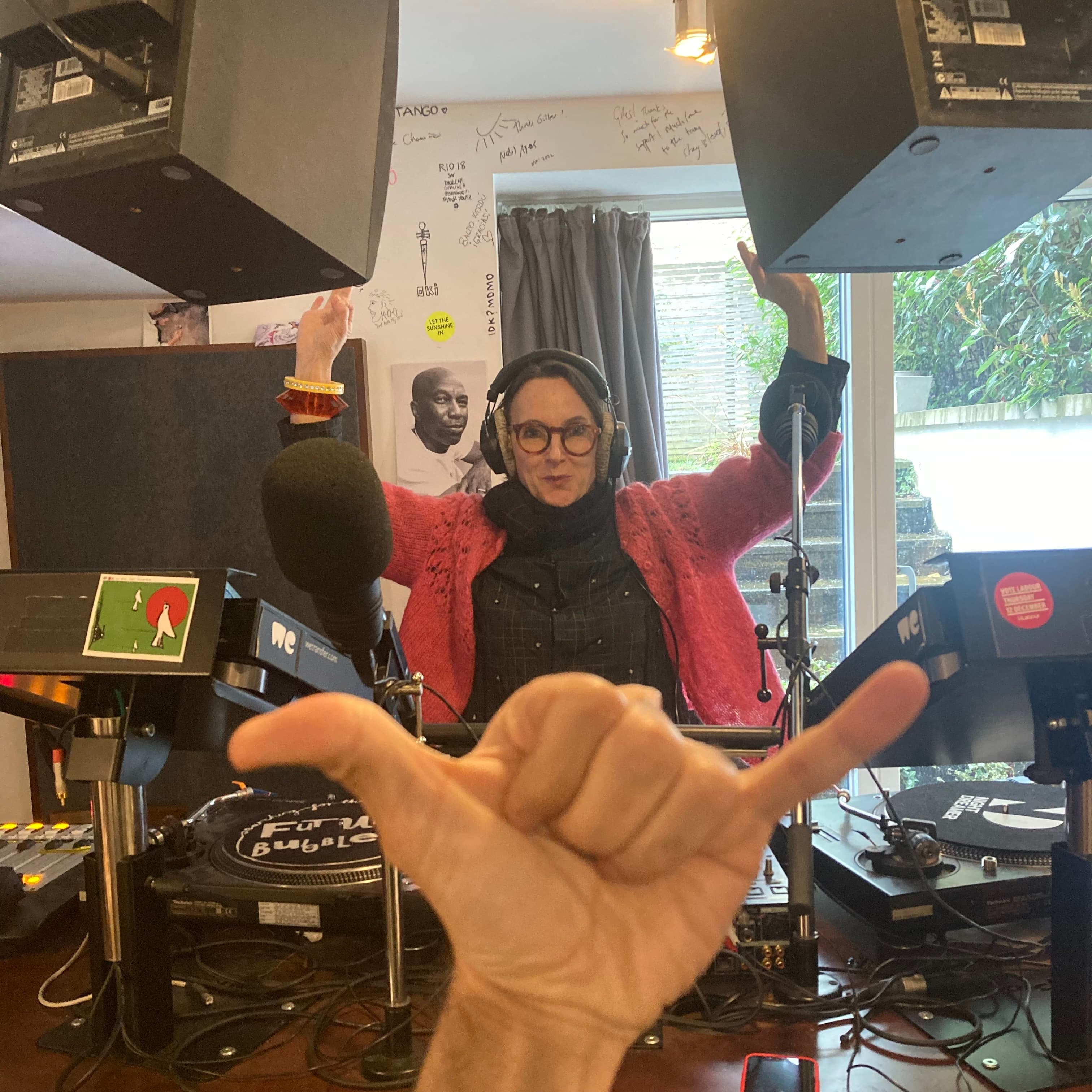 No Problemo #7: Pedro Montenegro w/ Flora McLean