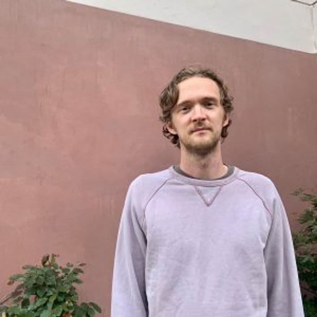 The Iron Glove // 27-11-20