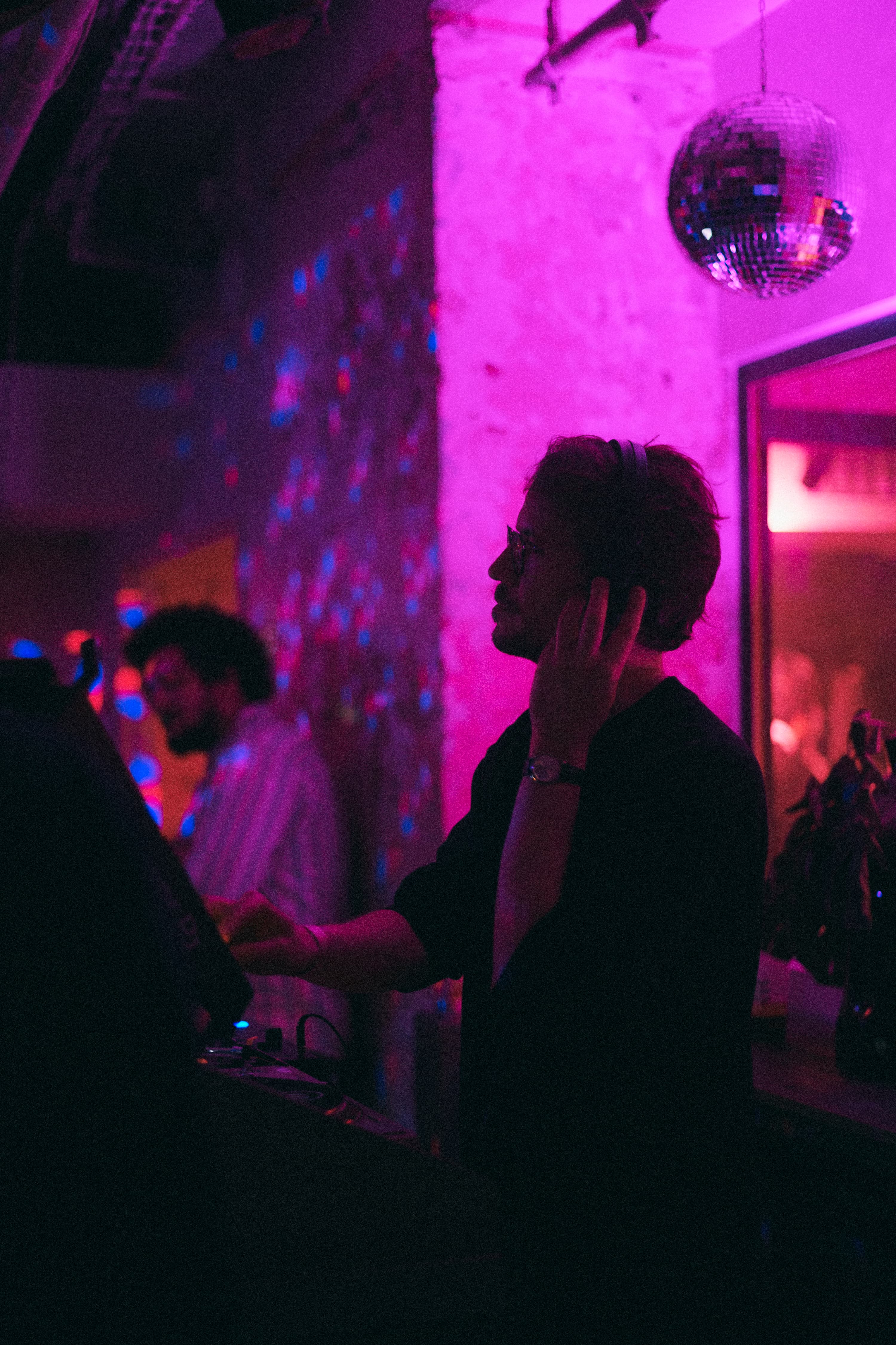 WW Paris: Anders Sicre - Recorded Live at Sacré