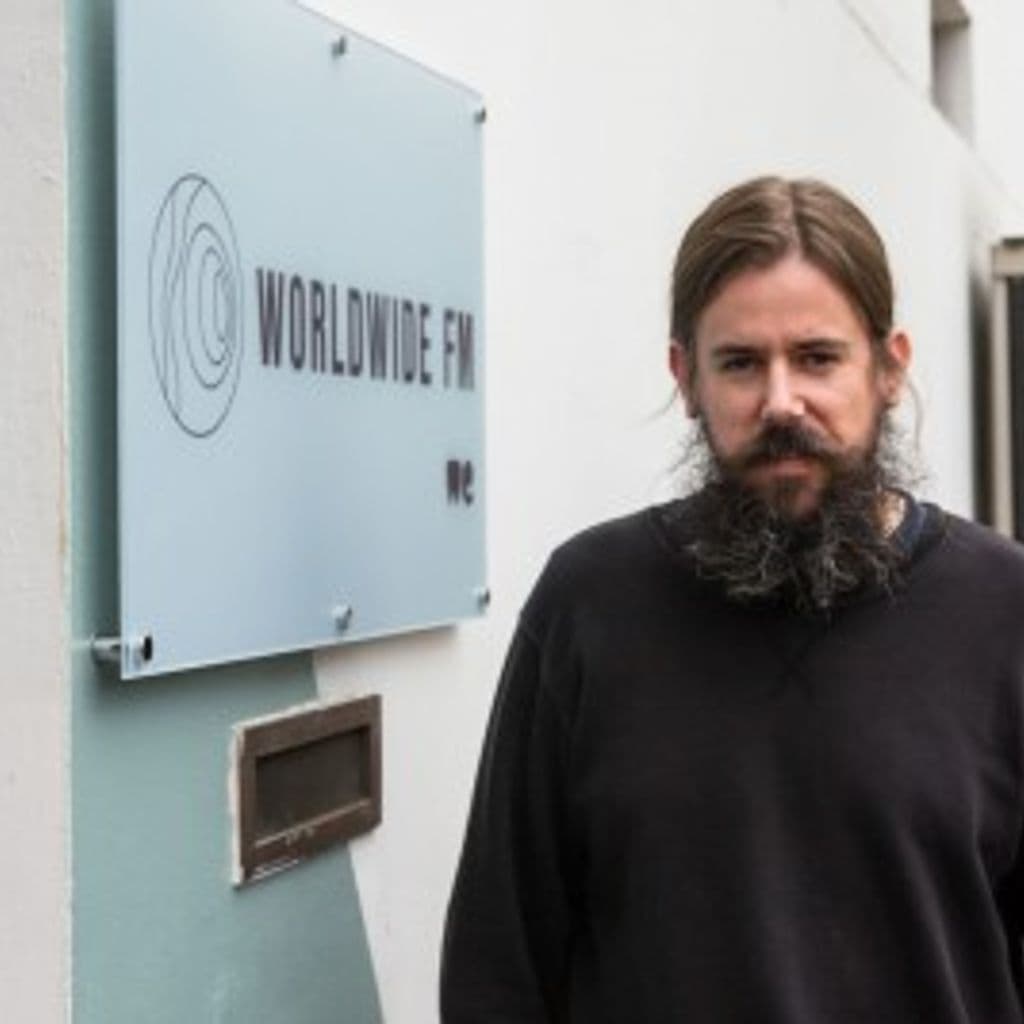 Lovefingers (ESP Institute) // 06-02-17