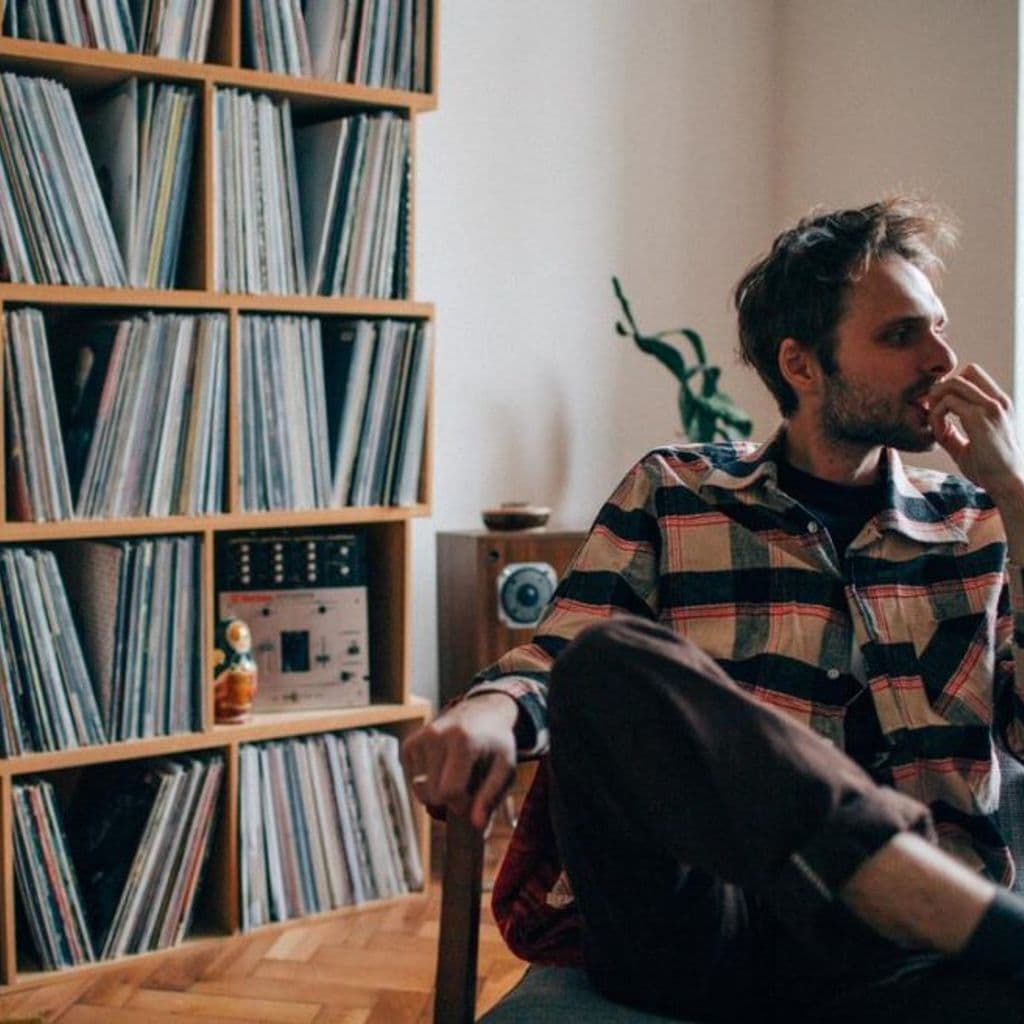 Global Roots Radio: Thris Tian with Glenn Astro // 27-03-20