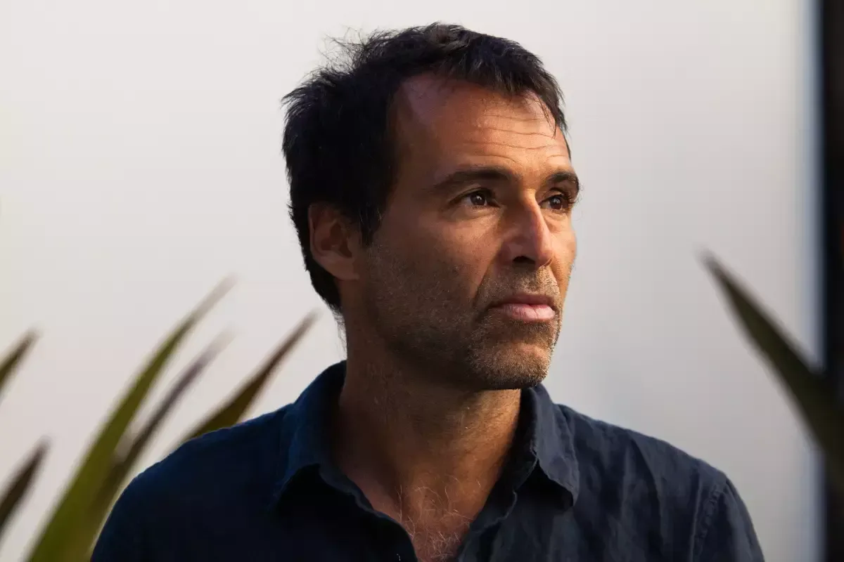 Tealeaves: Kamar w/ Rogê