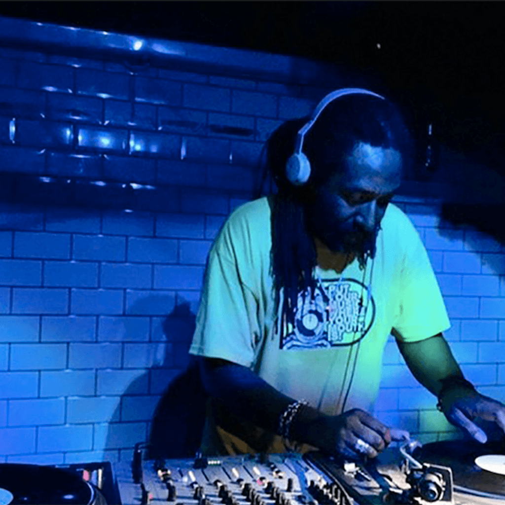 Krisp Biscuits Radio Show: Mikey D.O.N // 13-02-21