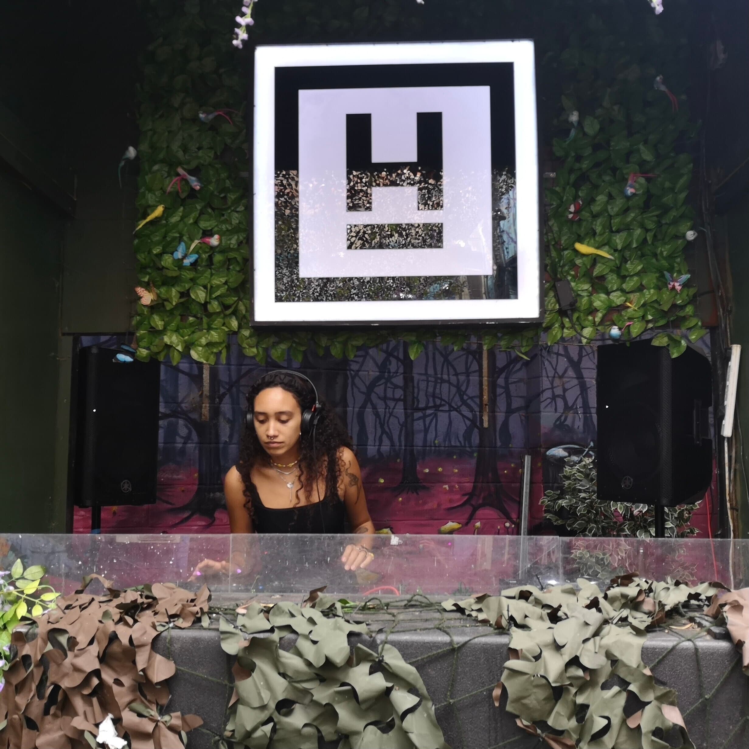 Different Frequency: Aletha