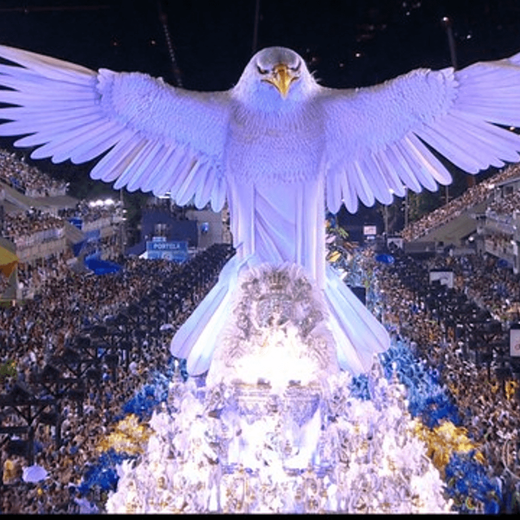 Bom Carnaval! Charlotte Algar and Erica McKoy with Sergio Naidin // 14-02-21