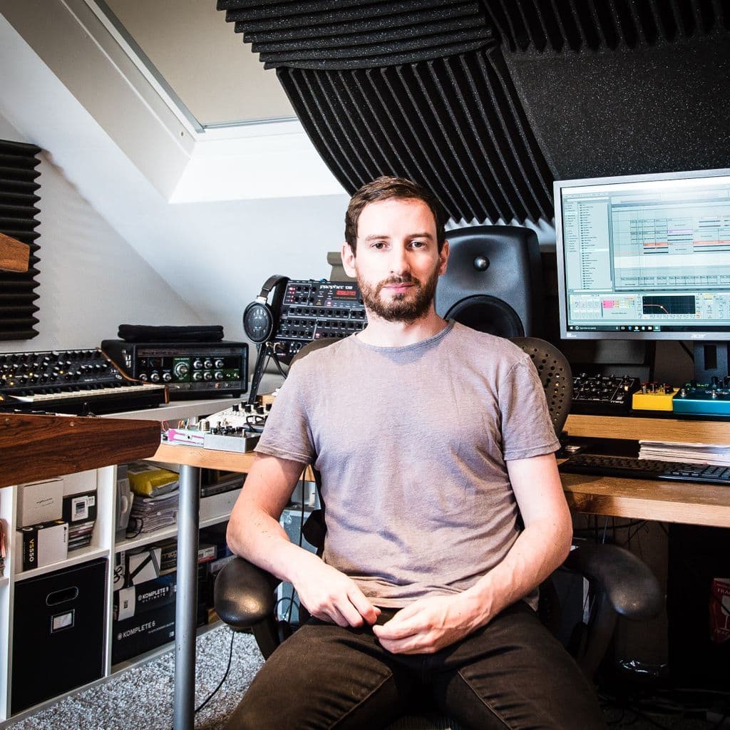 Sound Motives: Max Cooper // 13-11-19