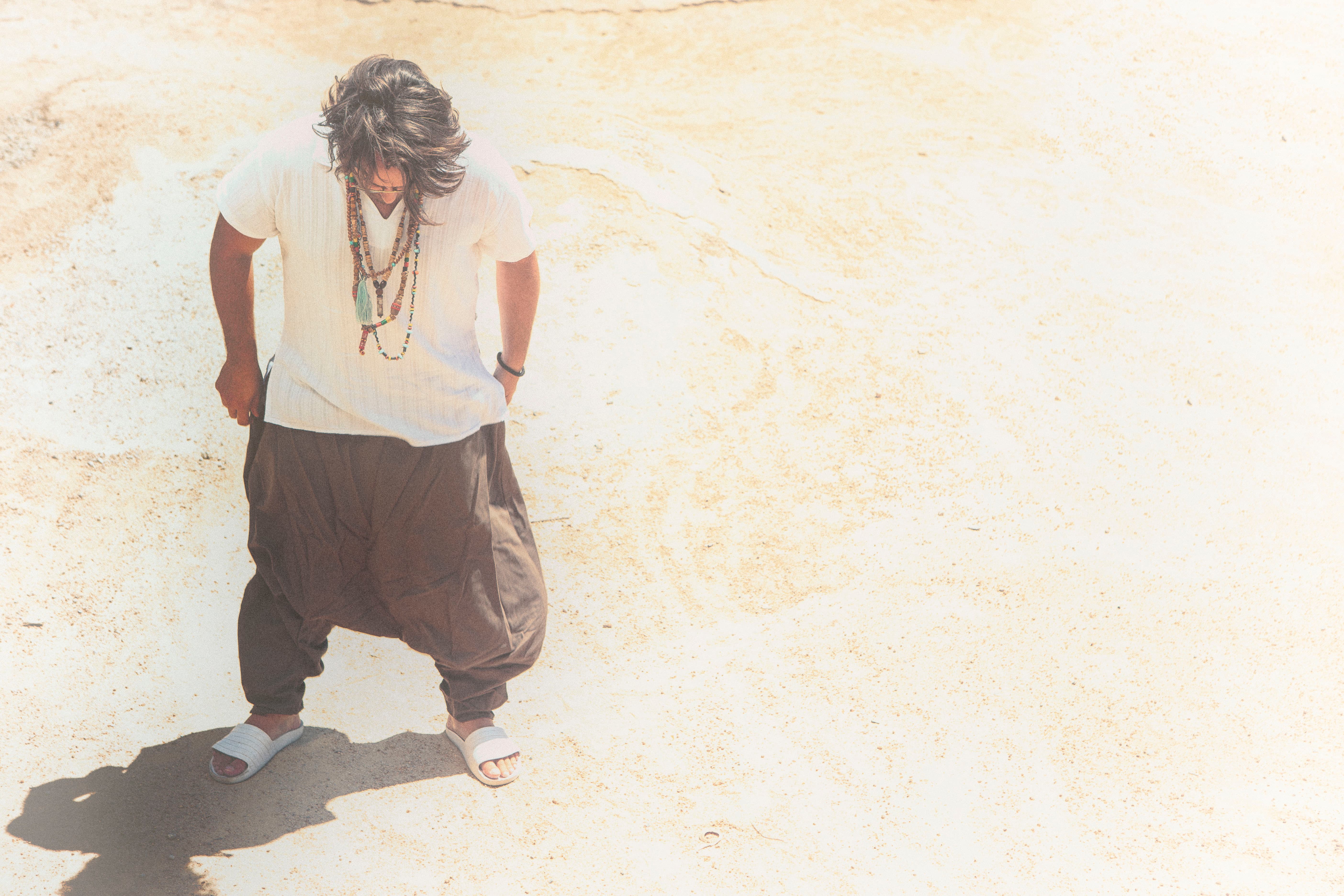 Hour of Light: Ahu w/ Mike Steva