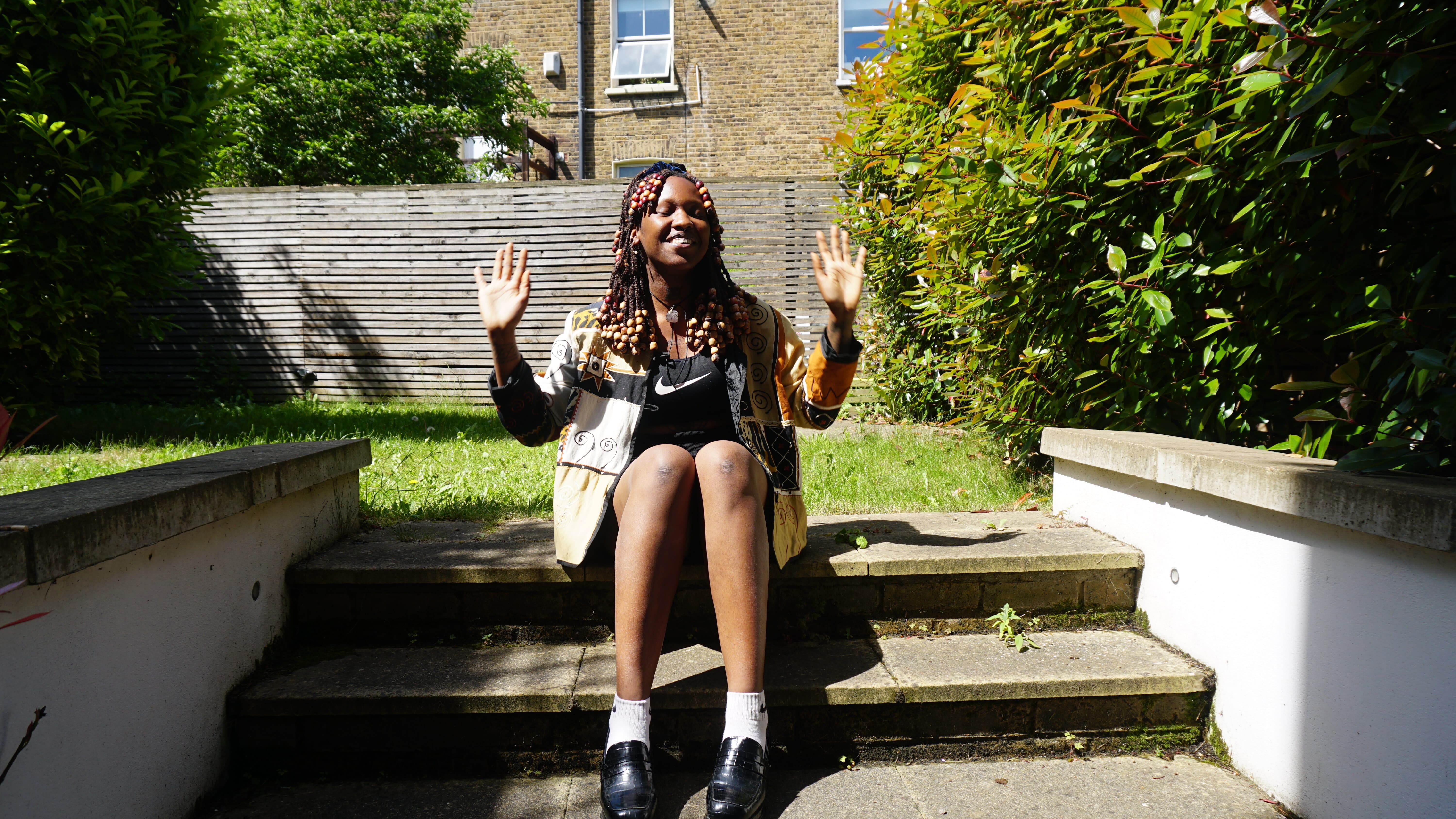 muva of Earth: Stillness Roots Within