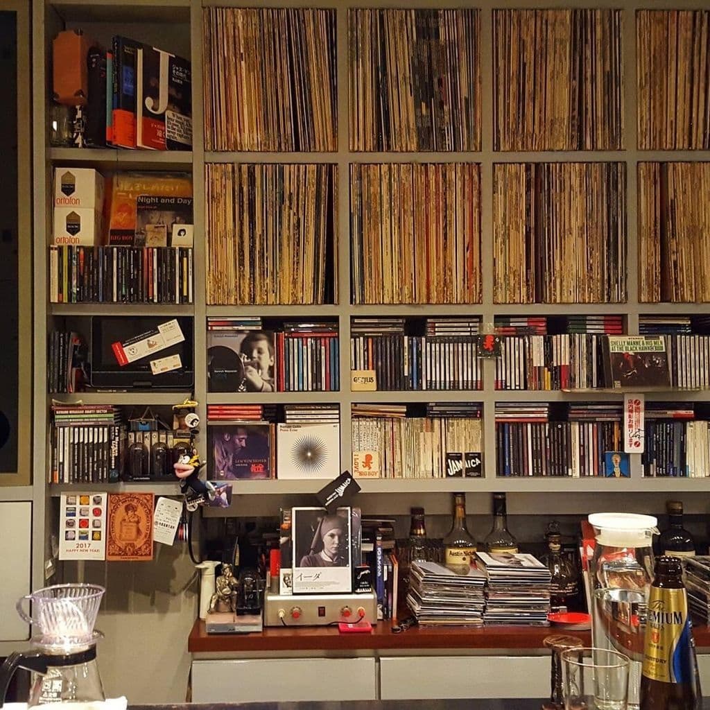 Universal Sanctuary: Tina Edwards with Ill Considered // 21-11-20