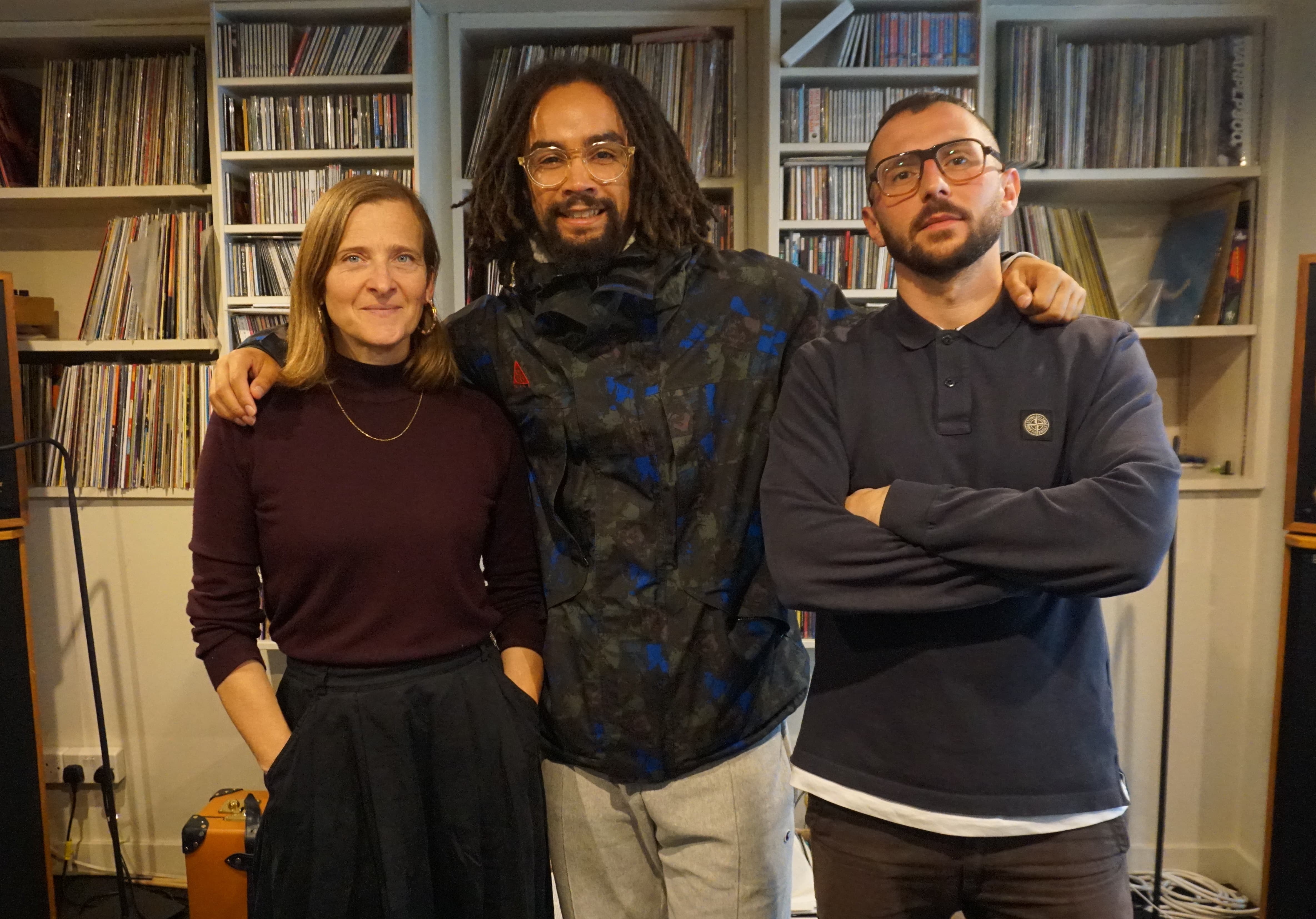 Emma Warren with The Silhouettes Project