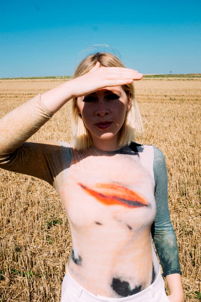 Tereza with Stones Taro & Eliza Rose