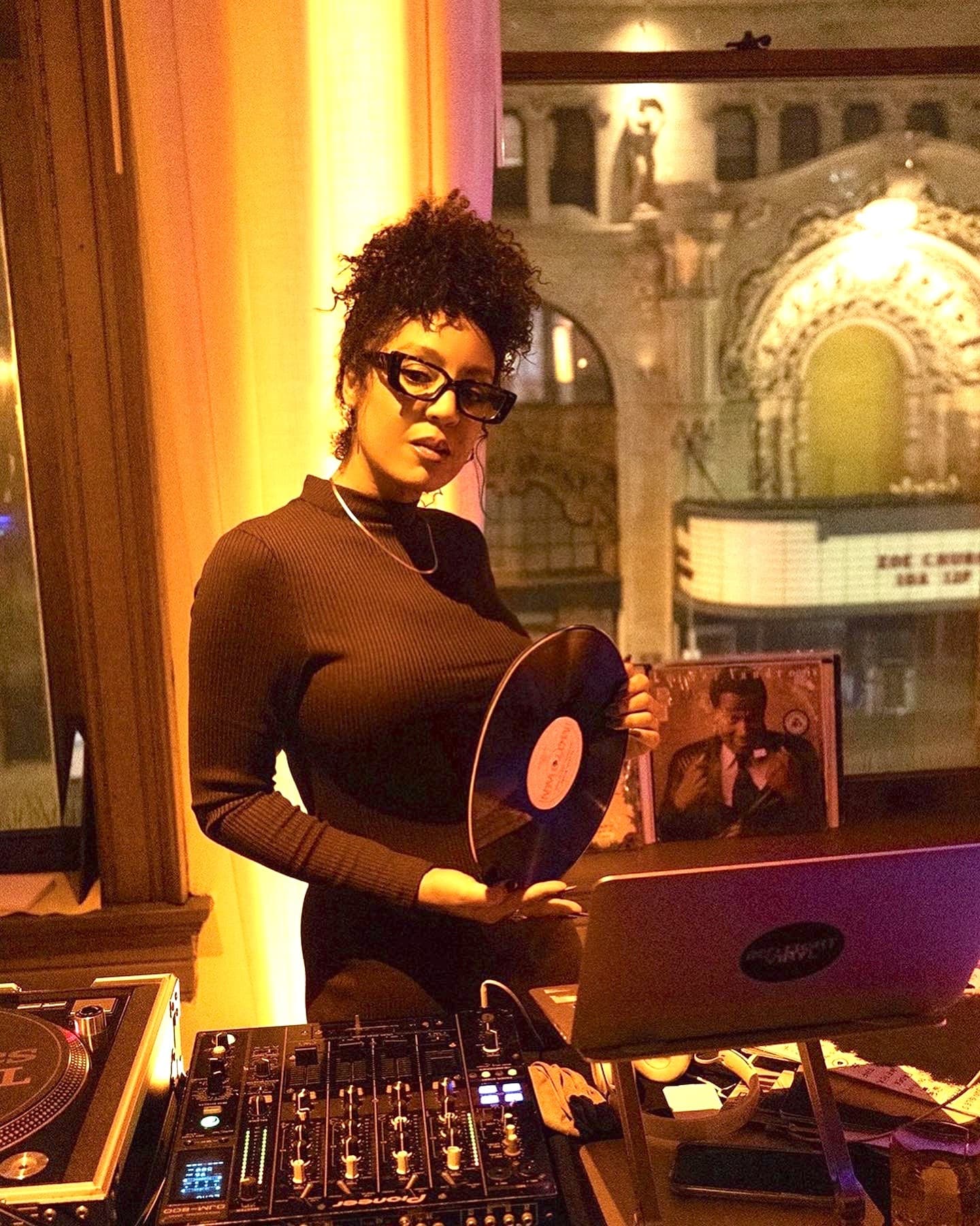 Artform Radio: Jelí