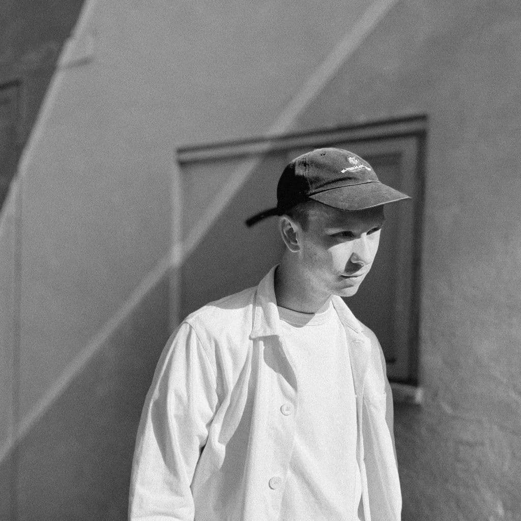 International Tribe: 1-800 Girls // 11-09-20