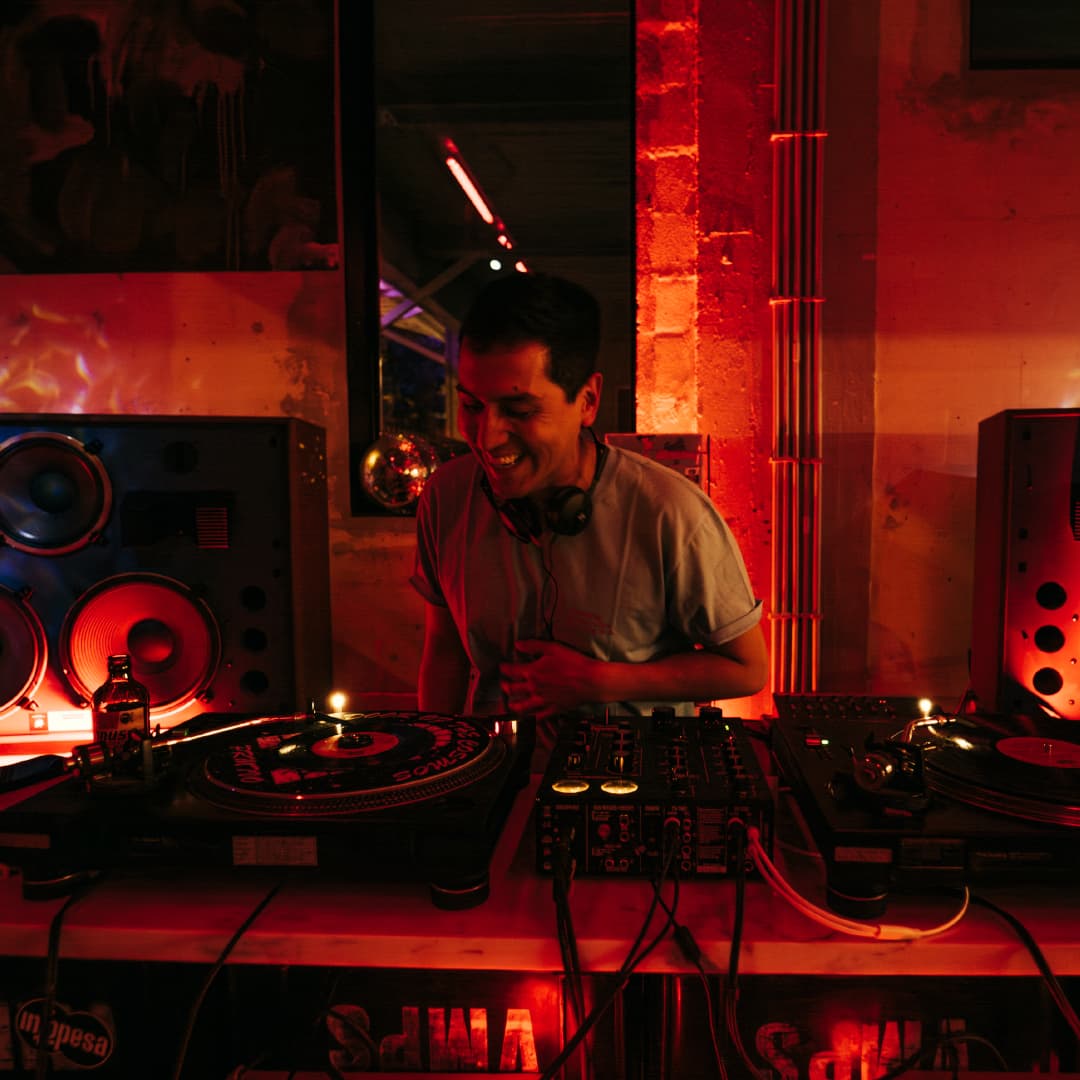 Peru w/ Infopesa: Dance w/ Infopesa's Juan Ricardo Maraví