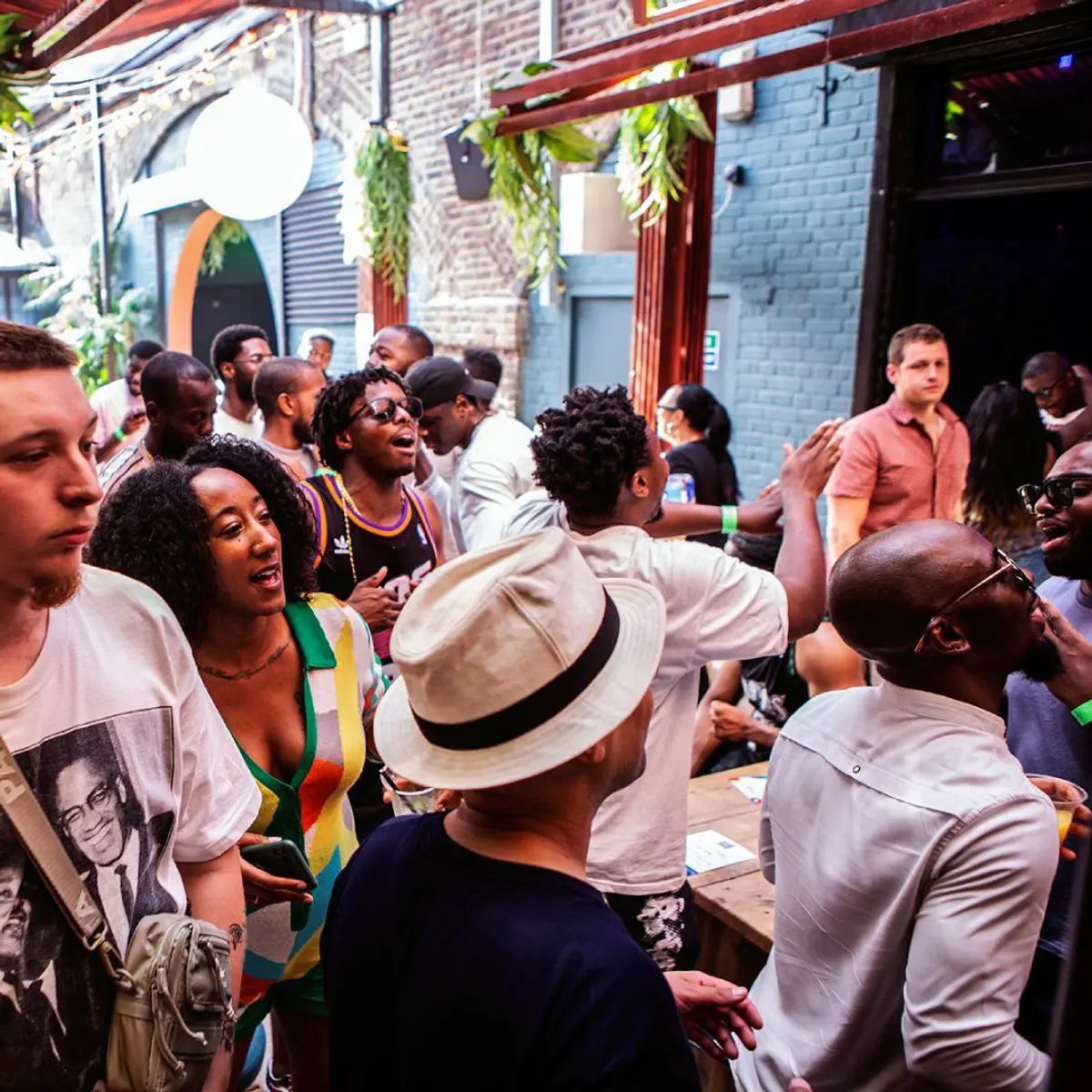 Future Bounce Takeover