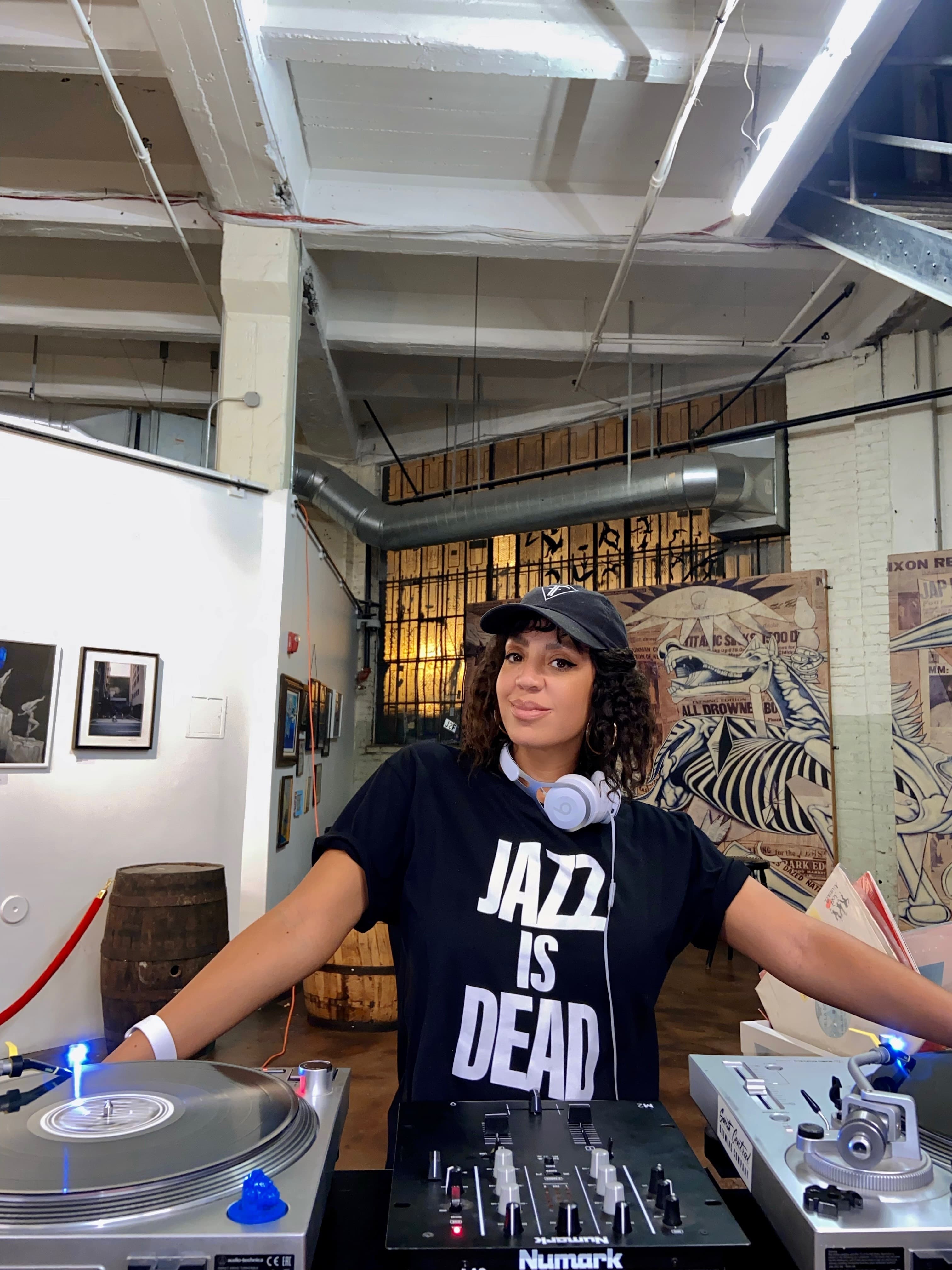 Artform Radio: Jelí