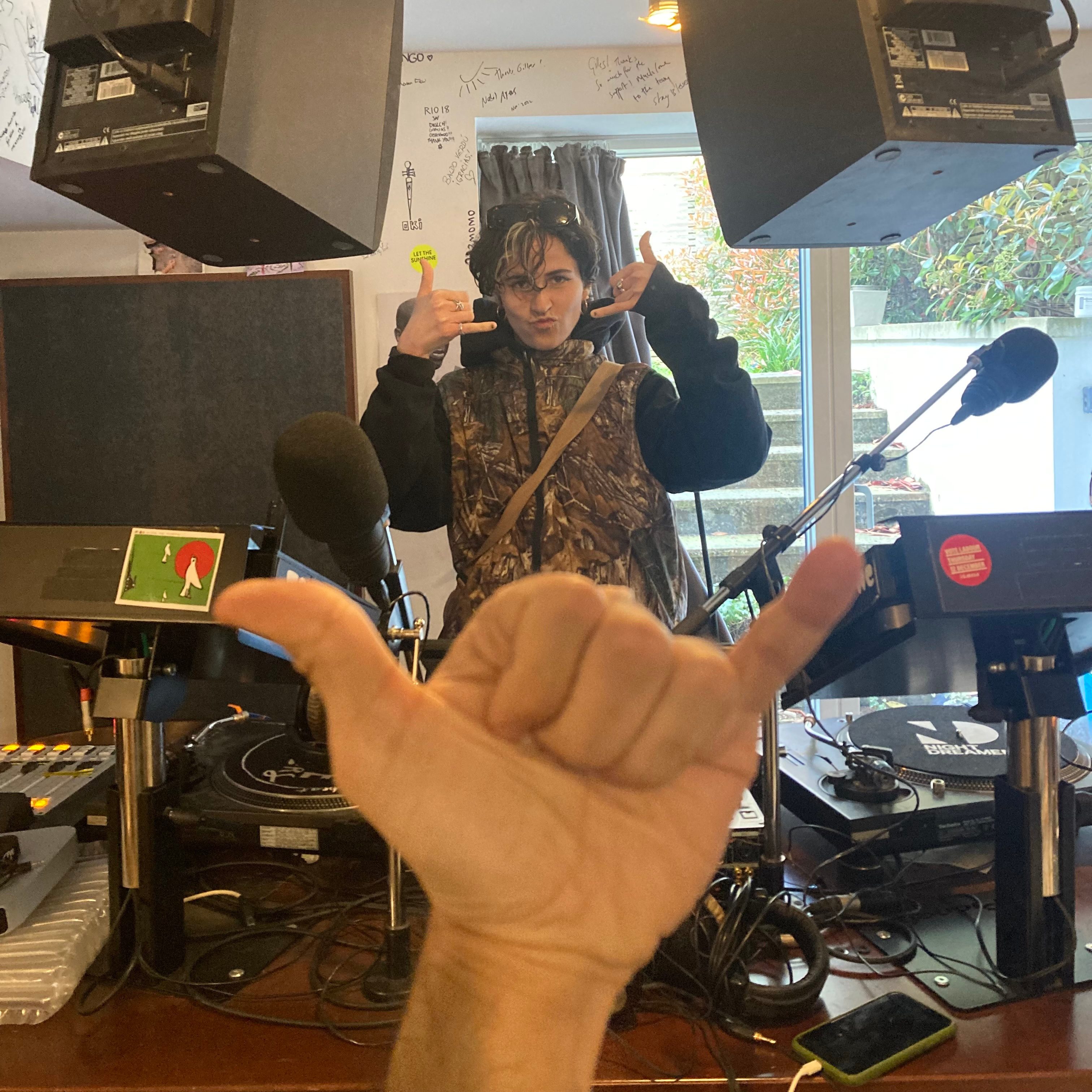 No Problemo #10: Pedro Montenegro w/ Raquel Martins