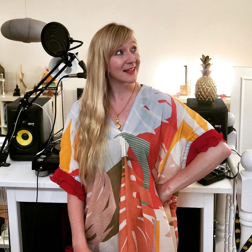 Kate Hutchinson with Buscabulla and Yaeji // 15-05-20