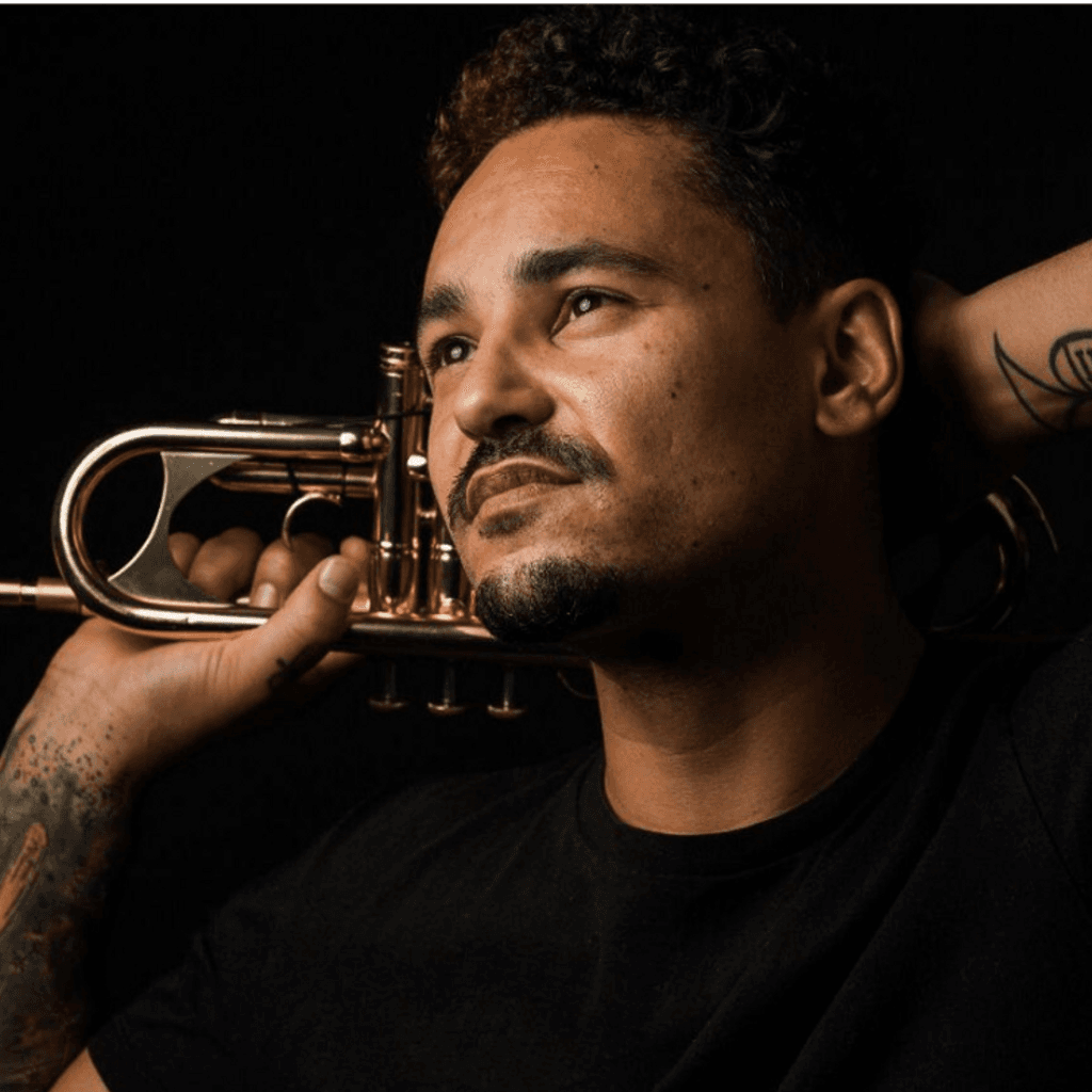 Ear To The Ground: Jay Phelps with Robert Mitchell // 06-03-21