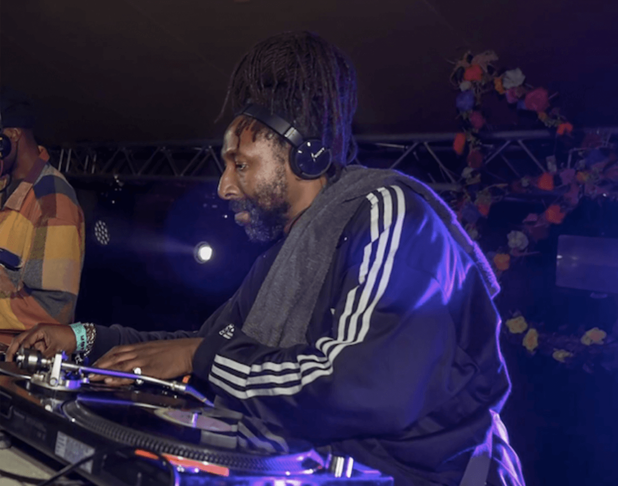 Krisp Biscuits Radio Show: Mikey D.O.N