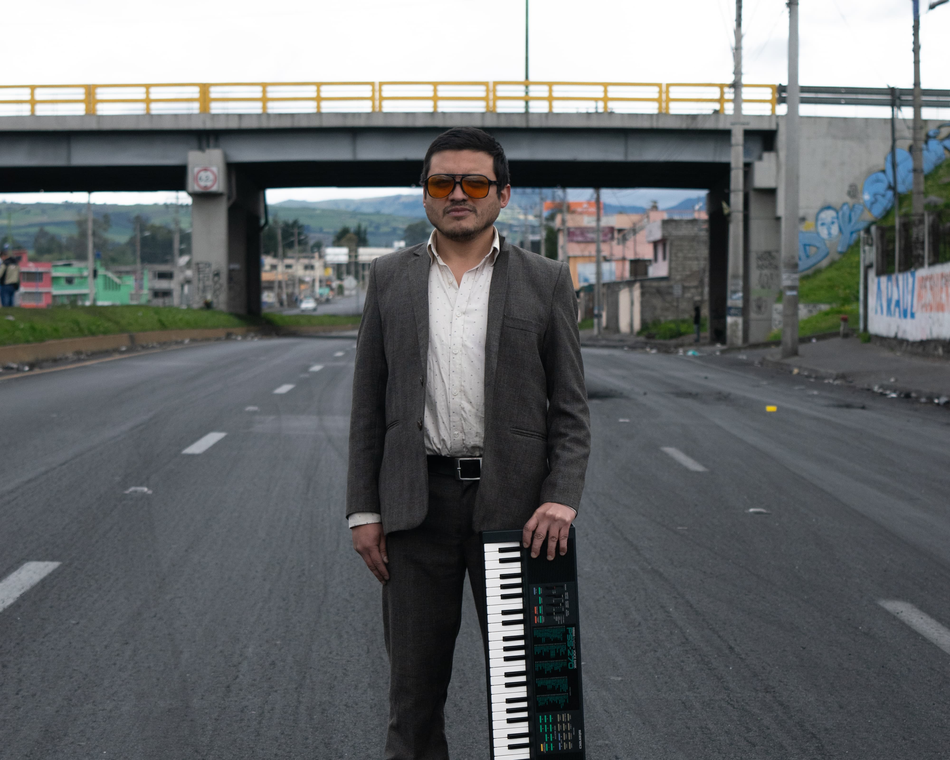 Closer To The Sun: Quixosis with KAIFO