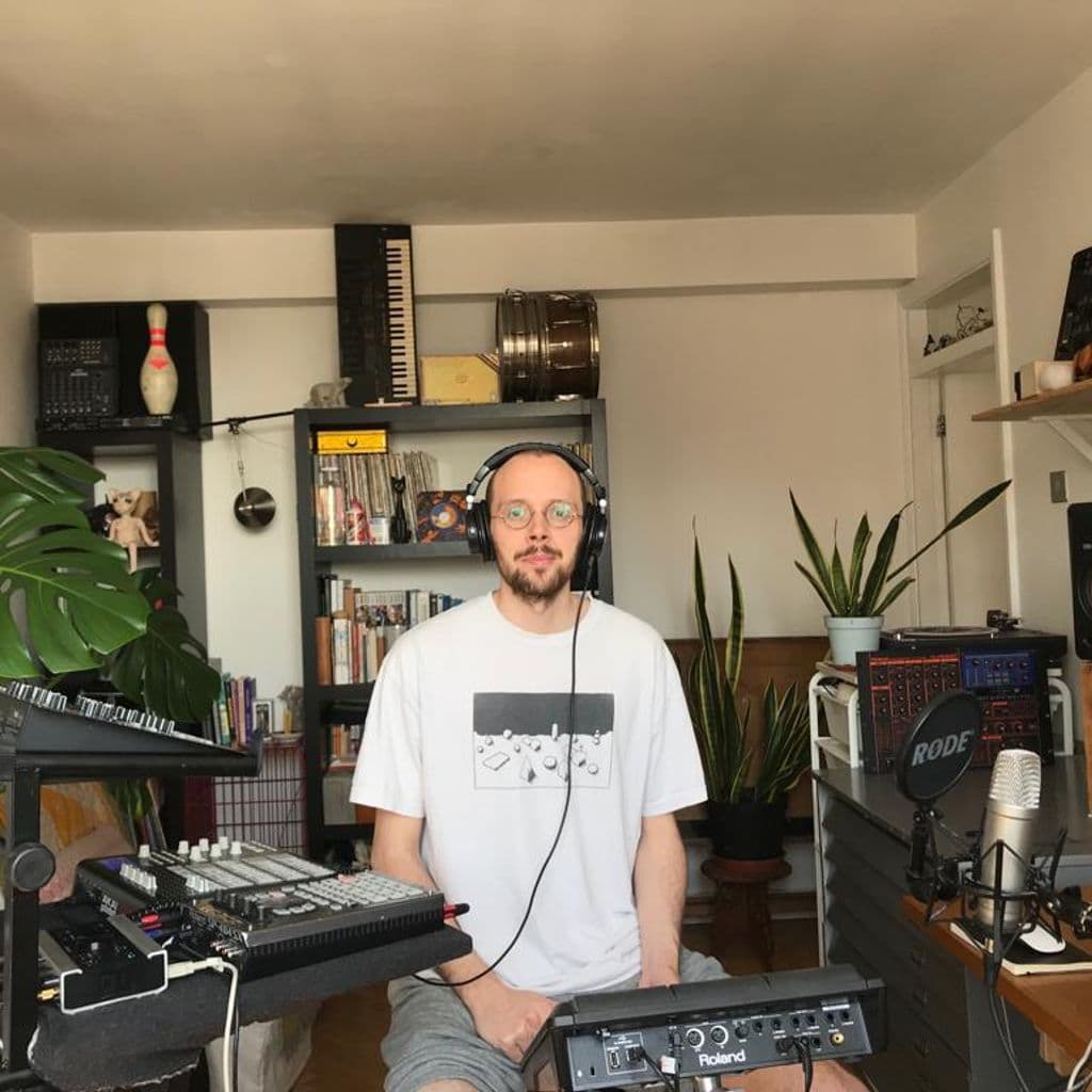 Streaming From Isolation: Hector Plimmer // 03-05-20